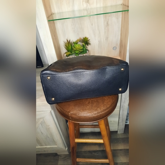 MICHAEL Michael Kors Black Leather Large Dome Satchel 10"H × 15"W good condition - Picture 10 of 10